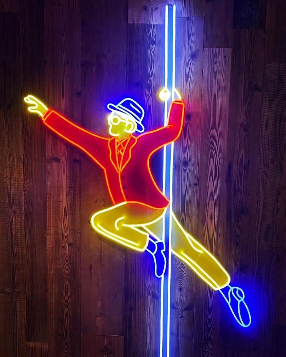 Réalisation Neon Bloom - Papipole
